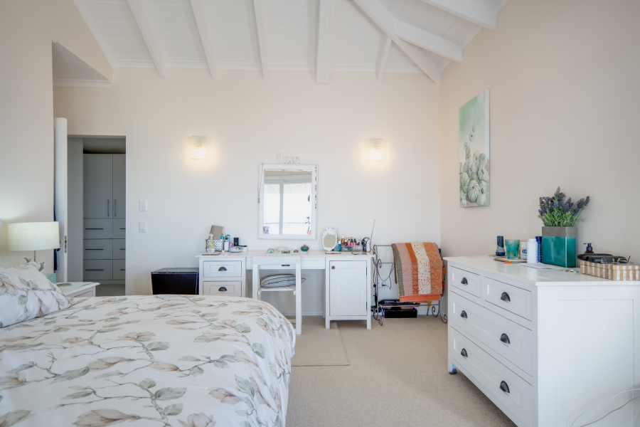 3 Bedroom Property for Sale in Glen Marine Western Cape